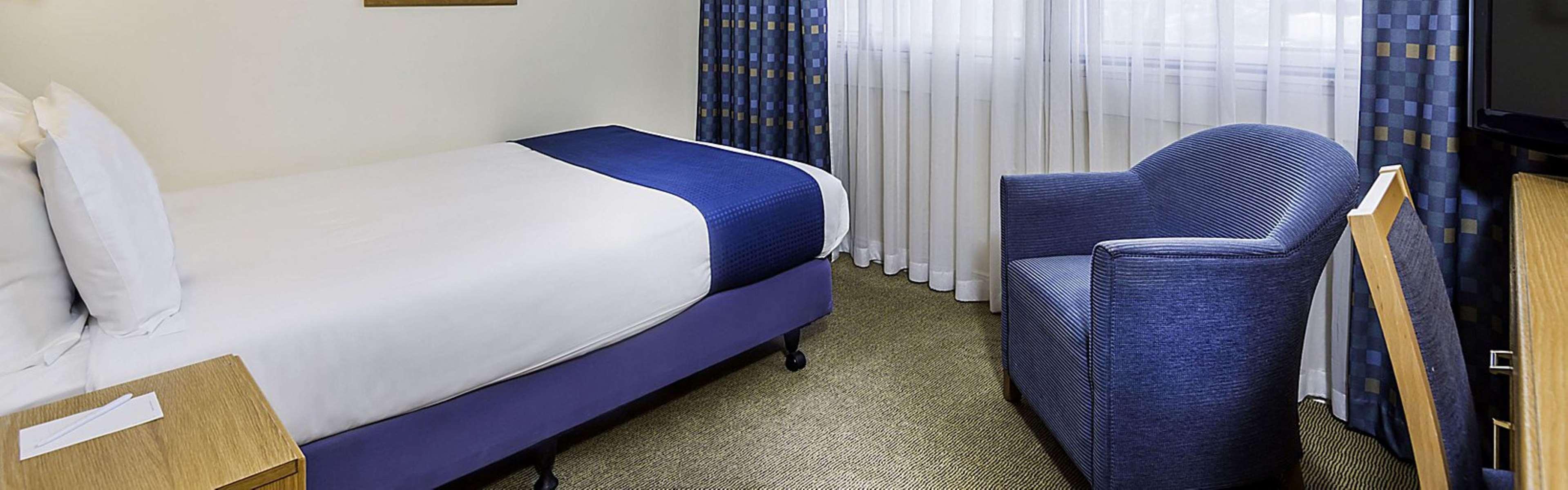 Best Western London Heathrow Ariel Hotel Ґіллінґдон Екстер'єр фото