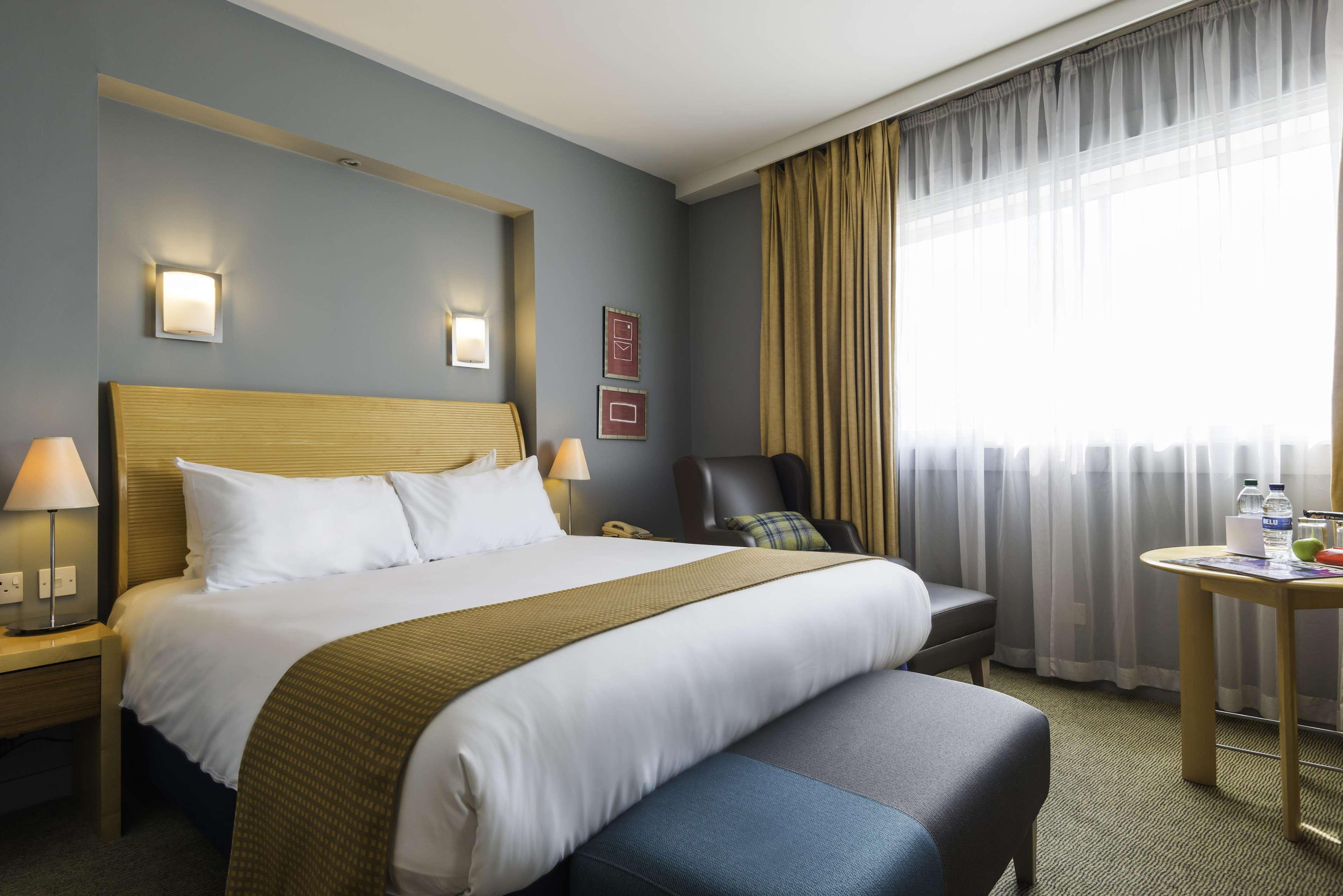 Best Western London Heathrow Ariel Hotel Ґіллінґдон Екстер'єр фото