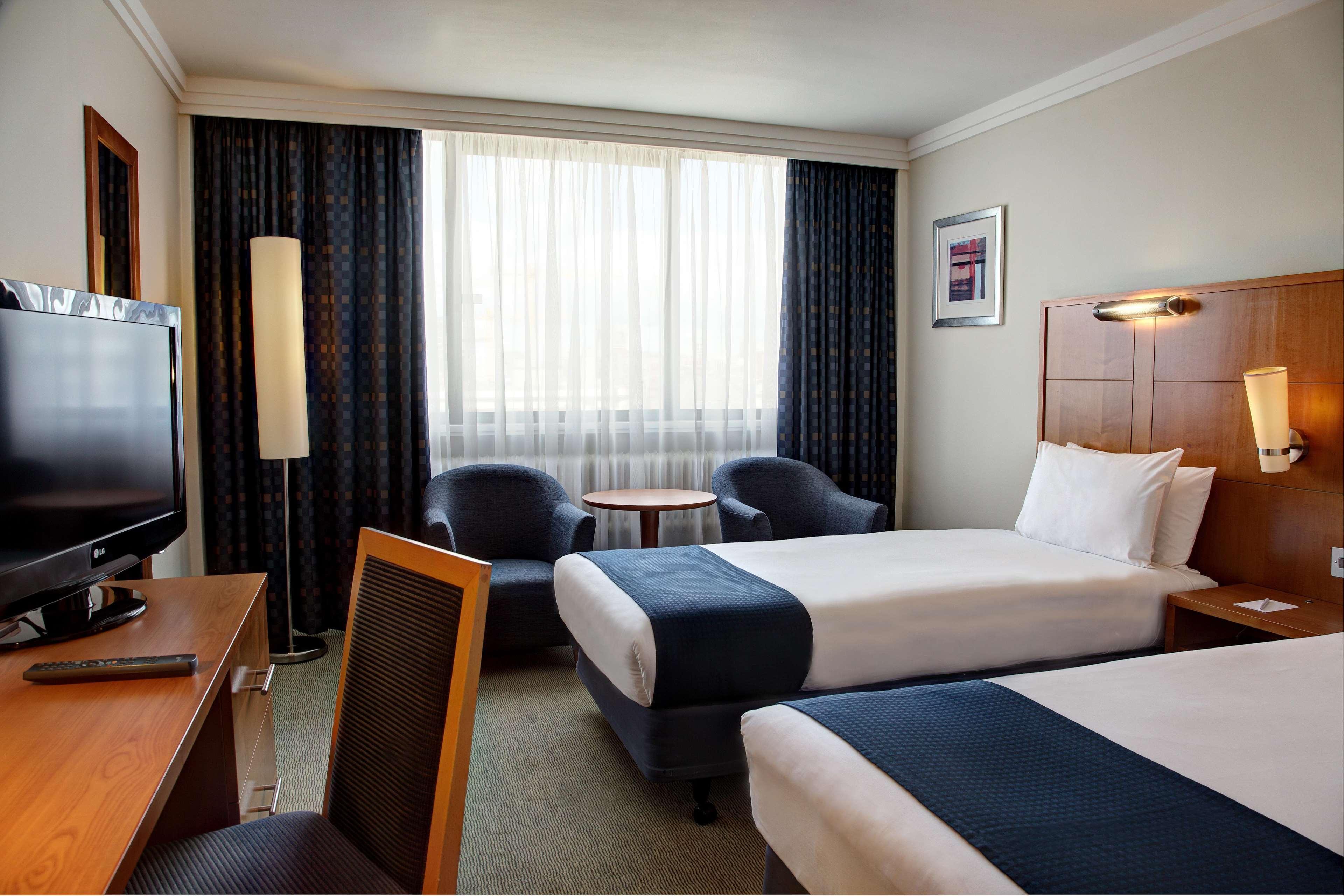 Best Western London Heathrow Ariel Hotel Ґіллінґдон Екстер'єр фото