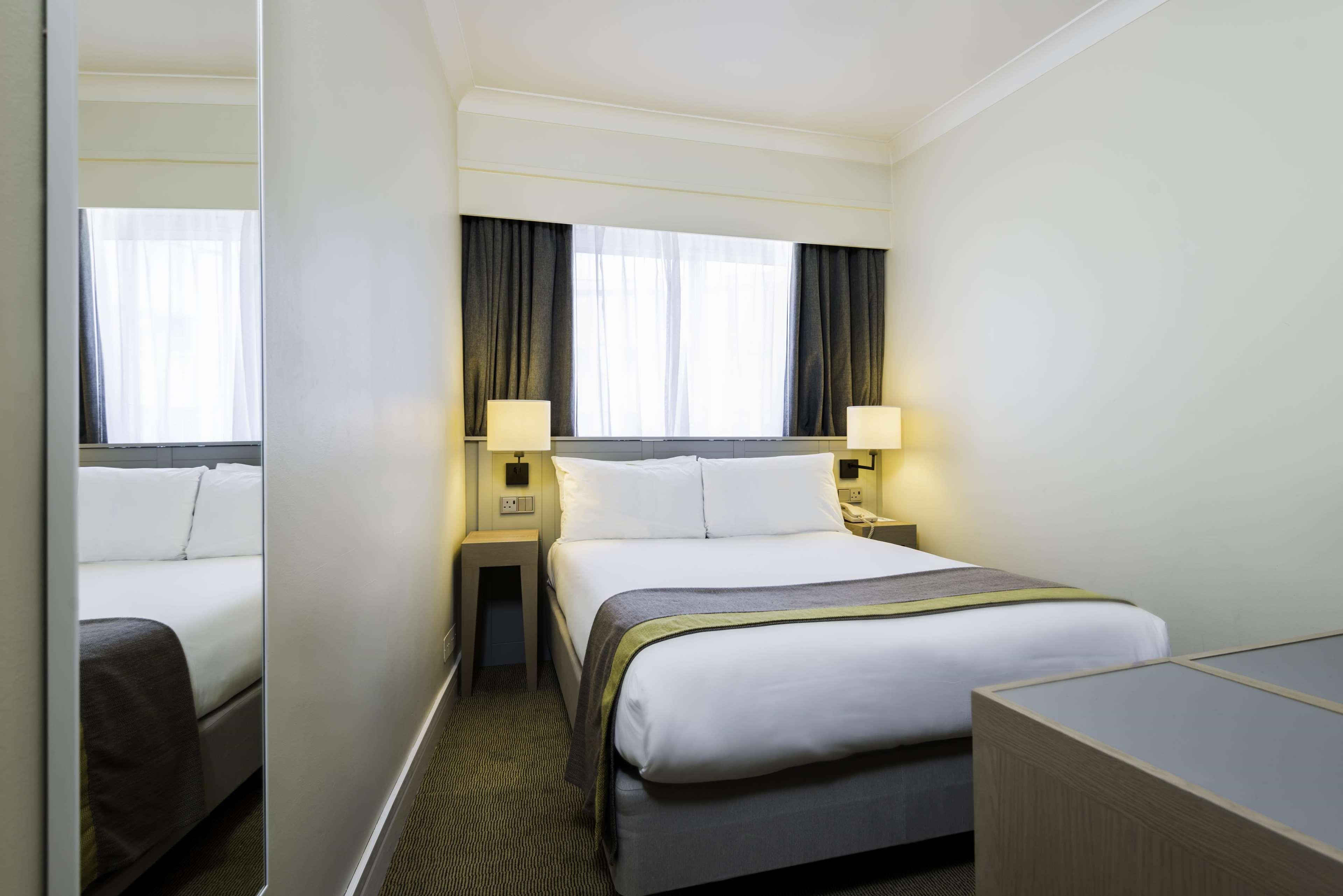 Best Western London Heathrow Ariel Hotel Ґіллінґдон Екстер'єр фото