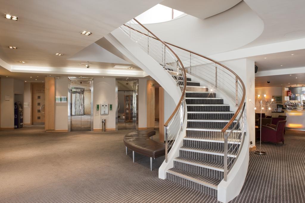 Best Western London Heathrow Ariel Hotel Ґіллінґдон Екстер'єр фото