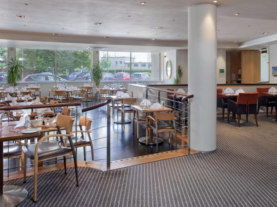 Best Western London Heathrow Ariel Hotel Ґіллінґдон Екстер'єр фото