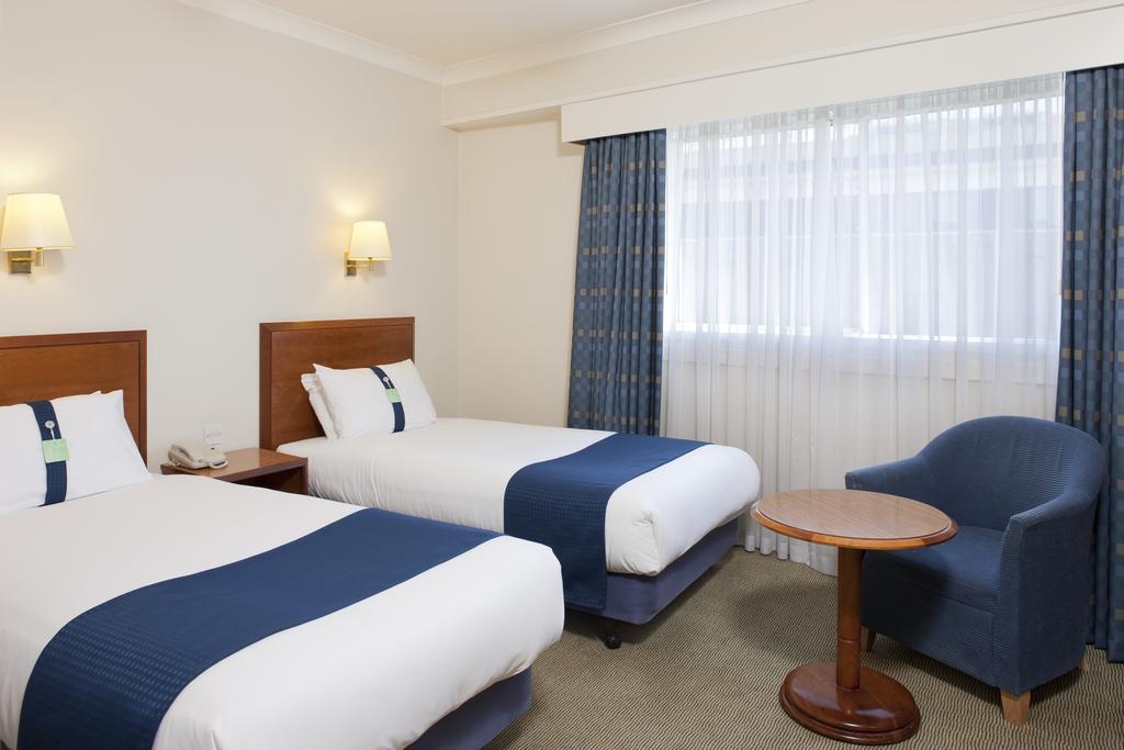 Best Western London Heathrow Ariel Hotel Ґіллінґдон Екстер'єр фото