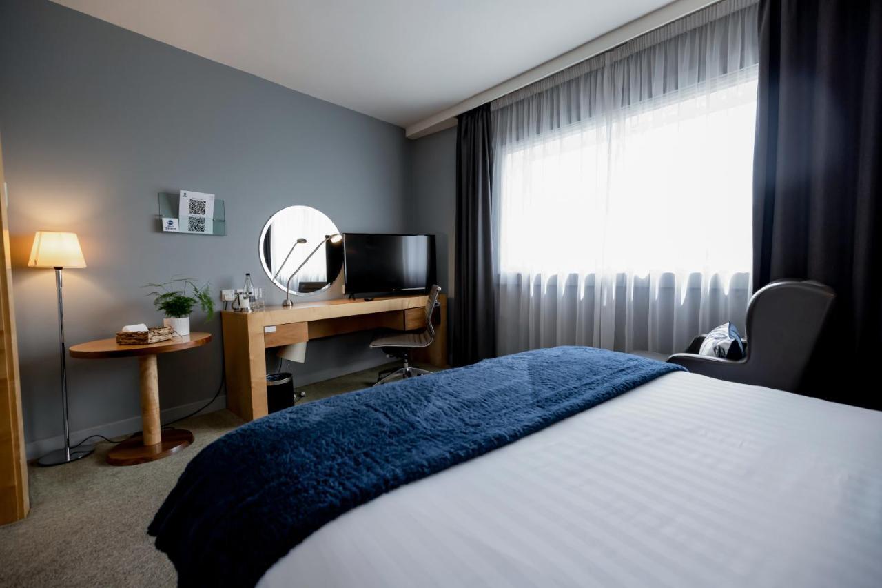 Best Western London Heathrow Ariel Hotel Ґіллінґдон Екстер'єр фото
